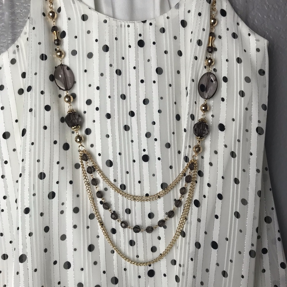 White and Black Blum Blouse